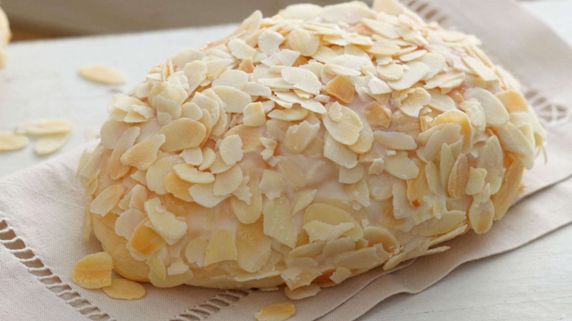 Cream Almond Bread