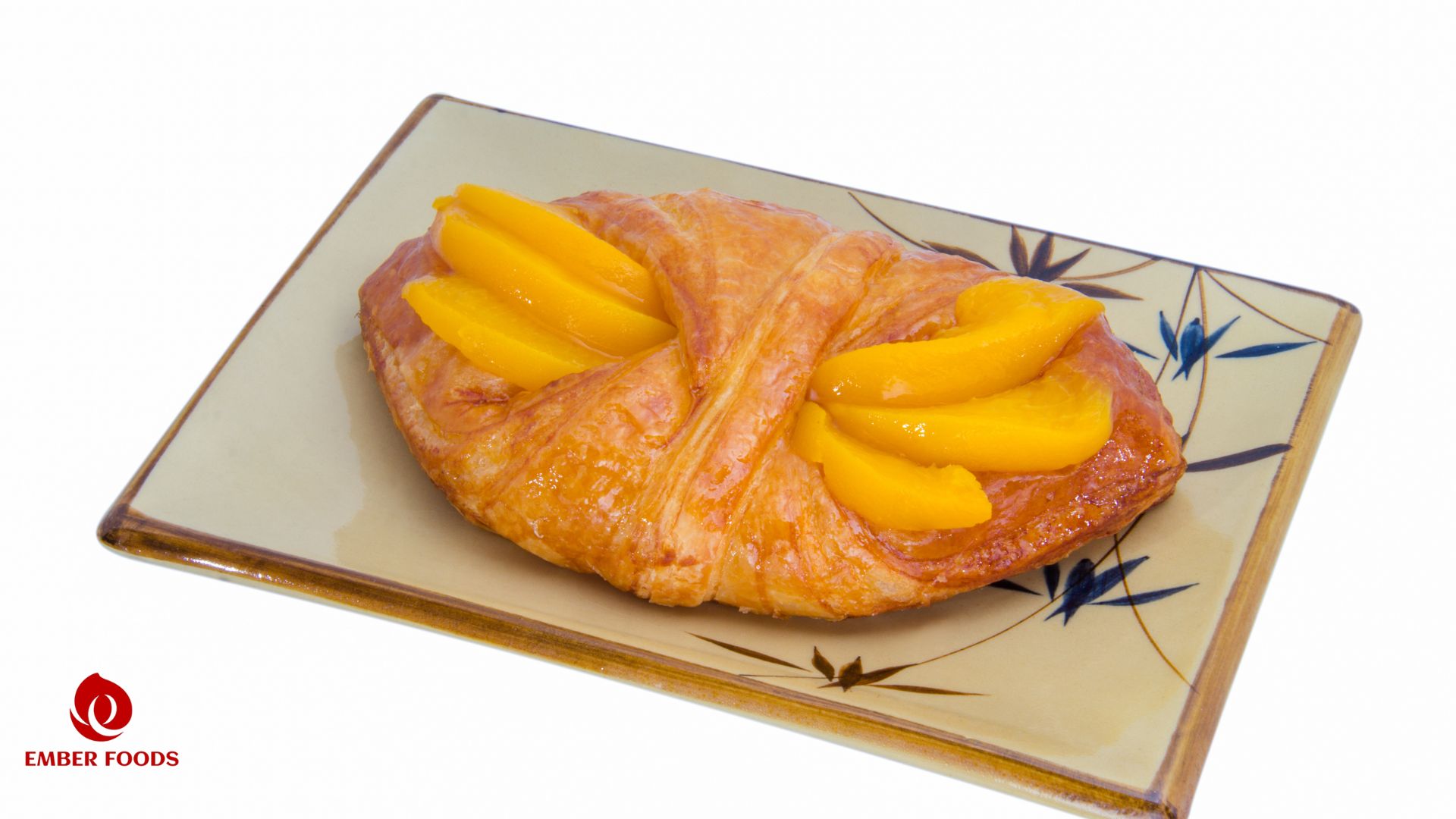 Nhà phân phối Bánh Danish đào giá sỉ cho chuỗi coffee Distributor of wholesale peach Danish cakes for coffee chains