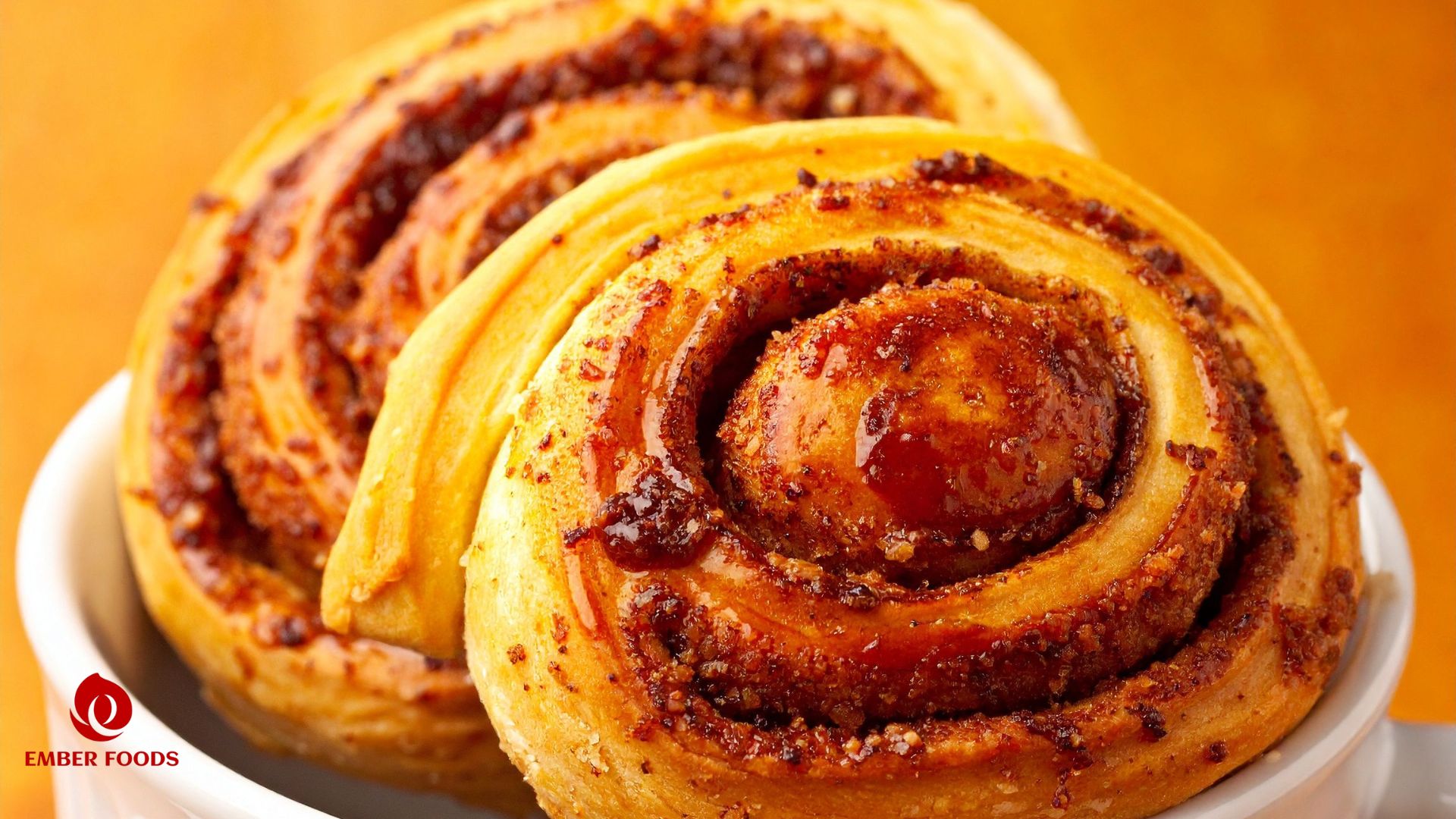 Nhà phân phối bánh quế cuộn giá sỉ cho chuỗi coffee Wholesale distributor of cinnamon rolls for coffee chains