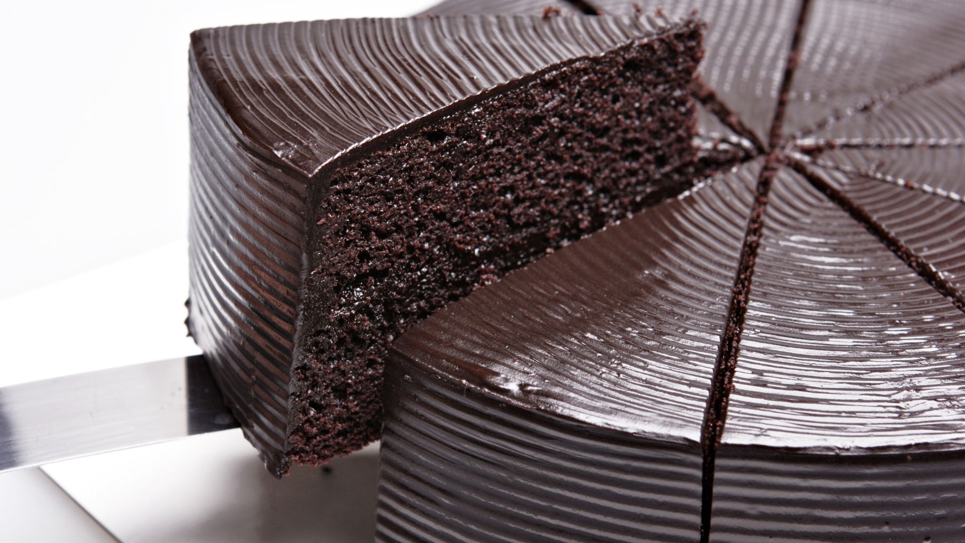 Chiến lược định giá bánh Aux Chocolate - Đừng biến bánh thành “Xa Xỉ Phẩm” - Aux Chocolate cake pricing strategy – Don’t turn it into a _Luxury Item