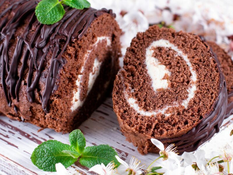 Nhà phân phối bánh bông lan cuộn giá sỉ B2B - B2B wholesale sponge roll cake distributor