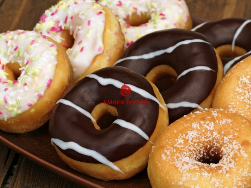 Donut socola mini phù hợp bán thêm trong combo đồ uống - Mini chocolate donuts are suitable for sale in drink combos