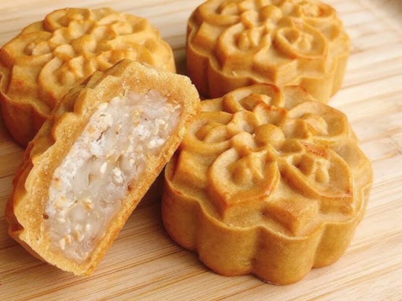 Bánh trung thu nhân sữa dừa cho nhiều đối tượng