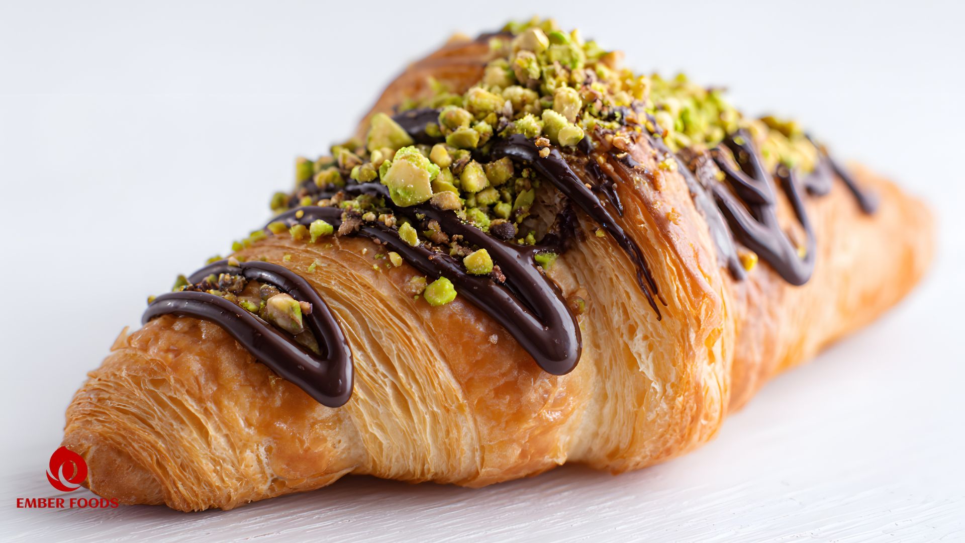 Croissant chocolate giá sỉ phân phối cho cửa hàng tiện lợi