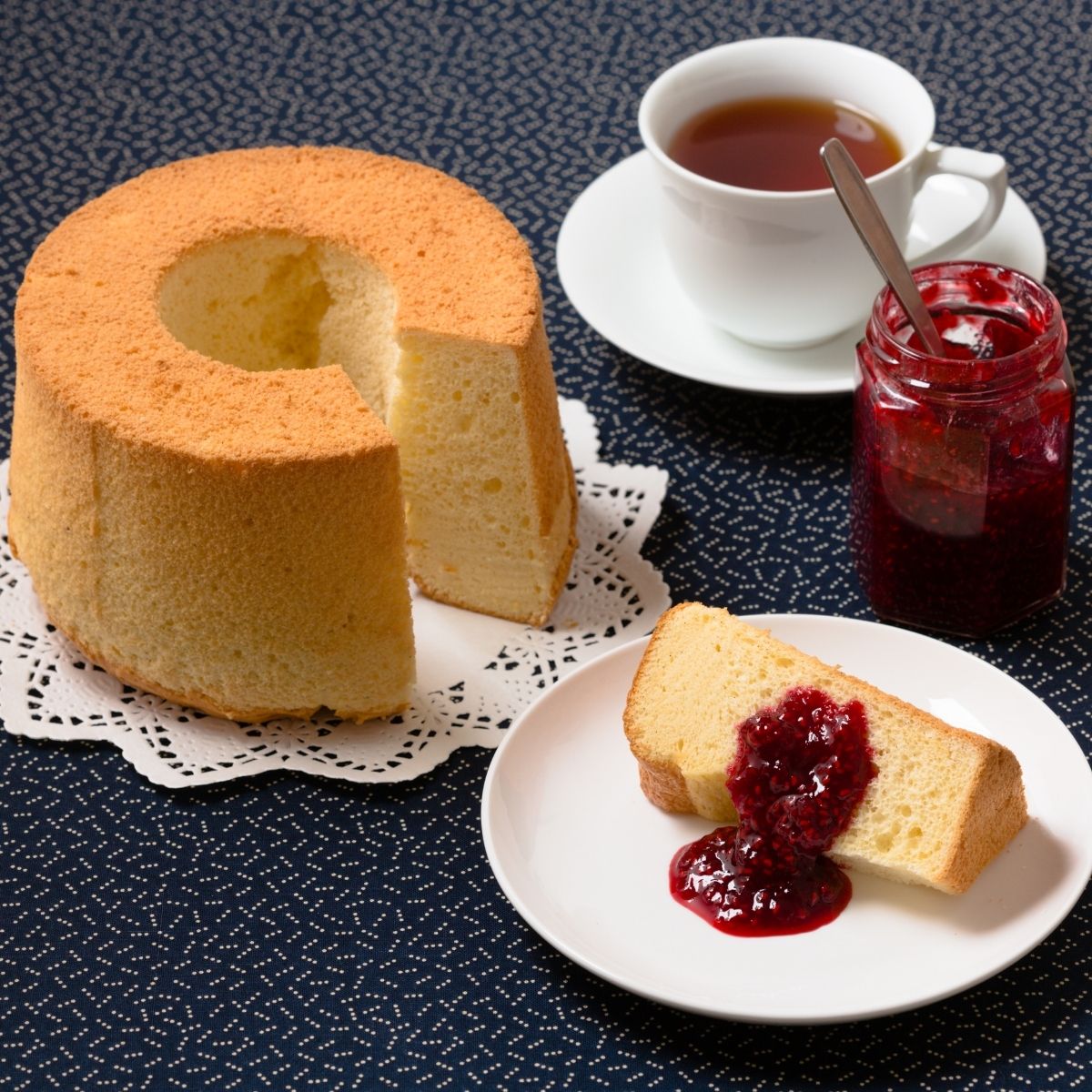 Bánh Chiffon Giá Sỉ Cho Chuỗi Doanh Nghiệp Wholesale Chiffon Cakes for Business Chains