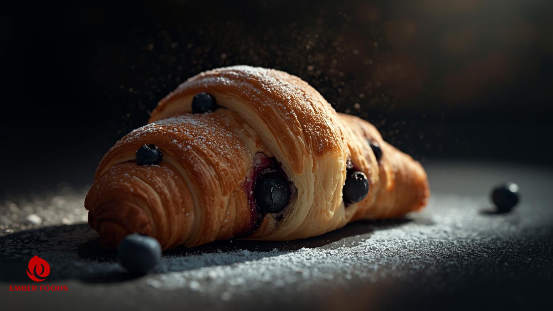 Croissant nhân việt quất giá sỉ cho chuỗi coffee – Blueberry Croissant wholesale price for coffee chain