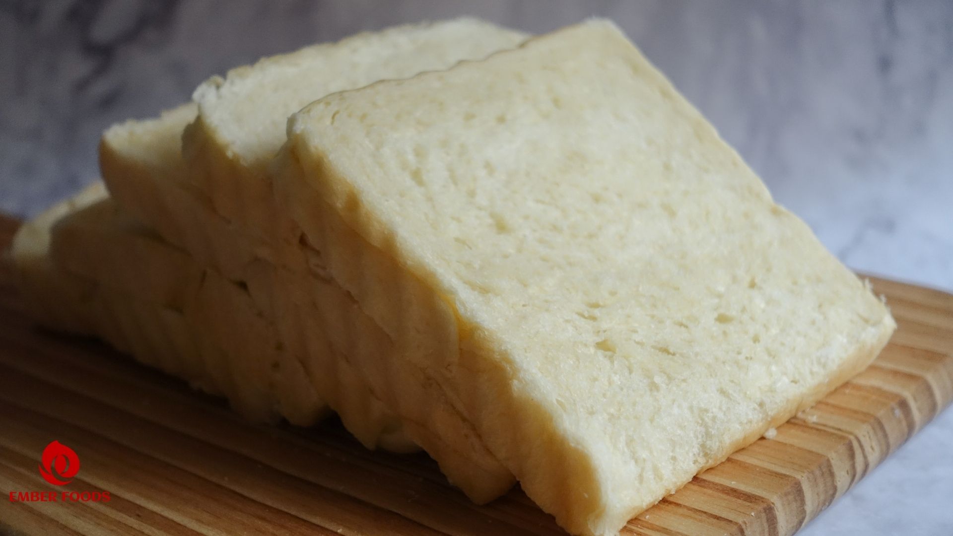 Ember Foods sản xuất vỏ sandwich tươi theo ngày Ember Foods produces fresh sandwich crusts daily