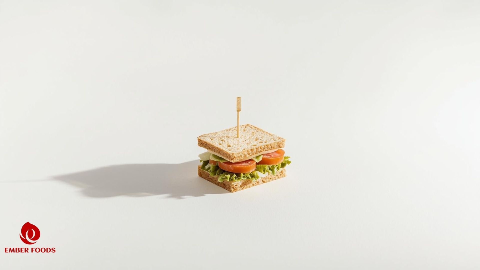 Ember Foods tiêu chuẩn quốc tế sản xuất bánh sandwich Ember Foods produces sandwiches to international standards