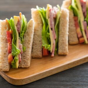 Vỏ bánh mì sandwich cắt lát mỏng là gì What are thinly sliced ​​sandwich bread crusts