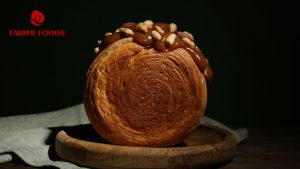 Banh Ngan Lop Cuon Socola Duoc Gioi Tre Ua Chuong Va La Mon Nen Kinh Doanh Tai Quan Coffee Chocolate Croissant Pain Au Chocolat Is Popular Among The Youth And Is A Must Have Item To Sell At Coffee Shops