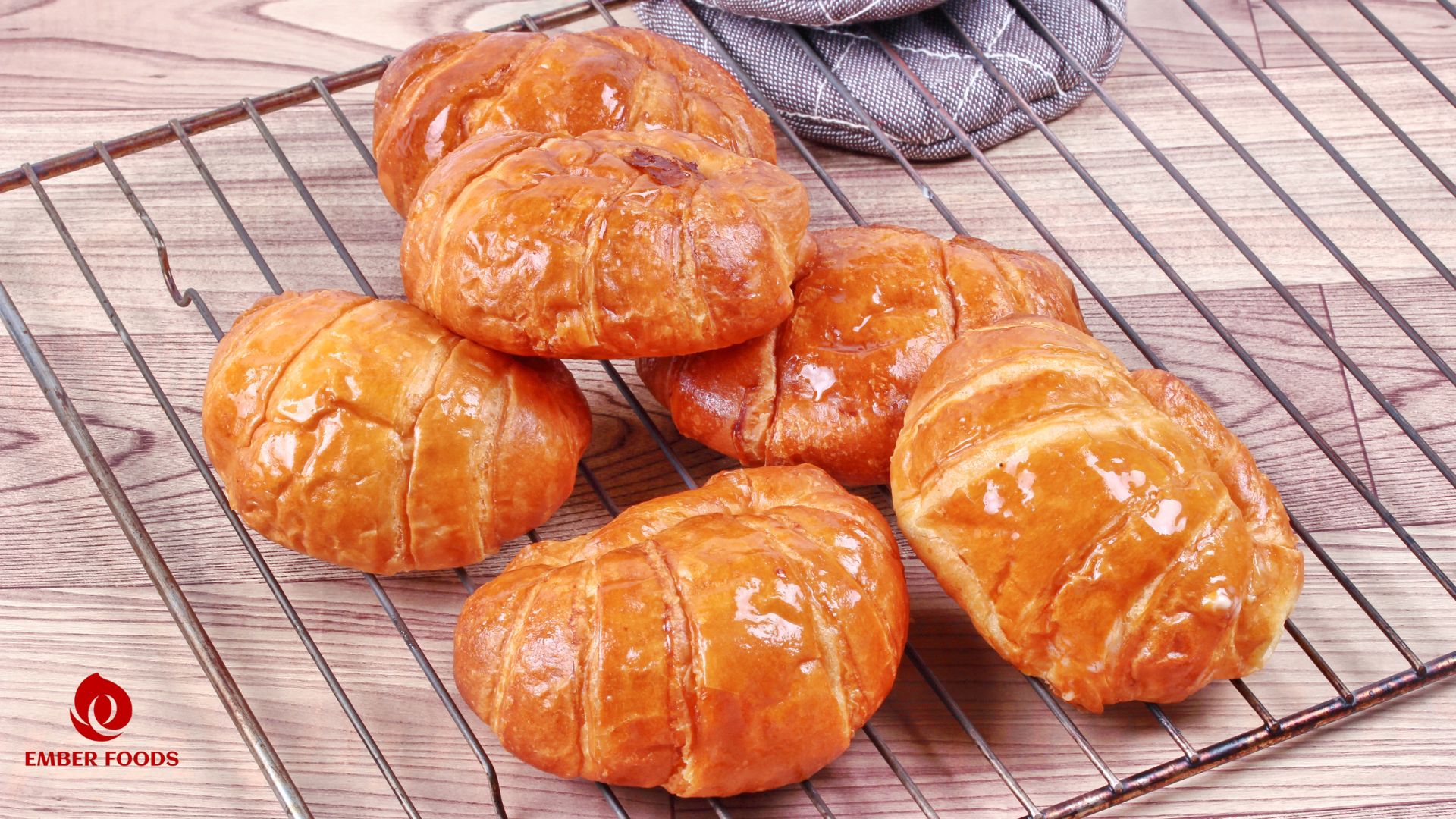 Croissant bơ thực vật và động vật – Phân phối B2B giá sỉ