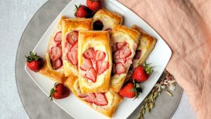 Danish Kem Dau Strawberry Danish.jpg
