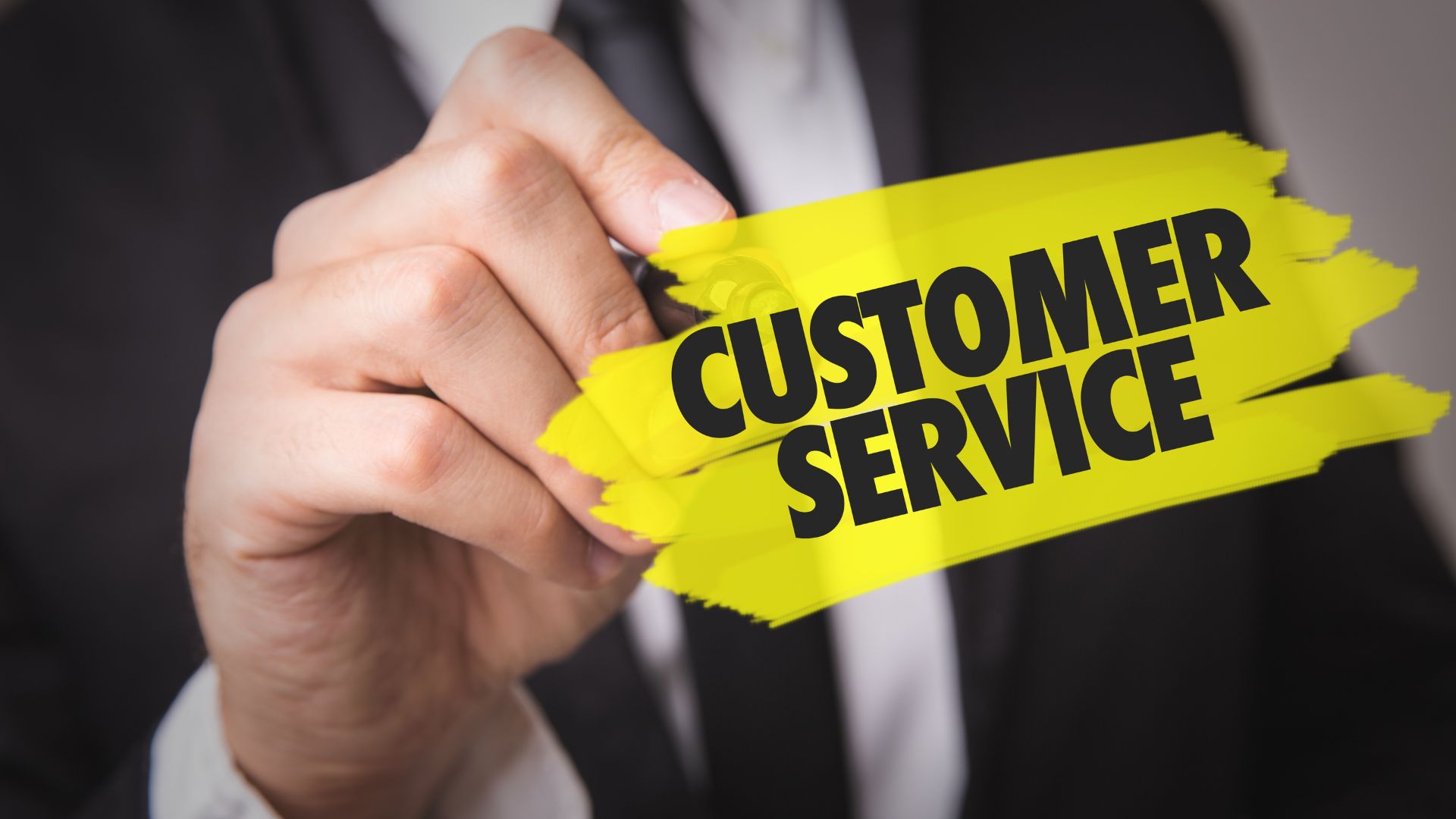 Dịch vụ khách hàng với _chi tiết nhỏ, doanh thu to_ khi kinh doanh bánh Chocolate - Customer service with _small details, big revenue_ when selling Chocolate cakes