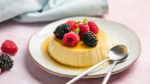 Nha Phan Phoi Banh Pudding Si Cho Nha Hang Buffet.jpg