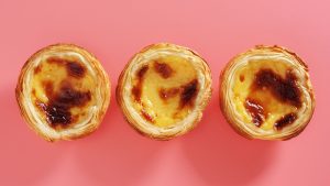 Nha Phan Phoi Banh Tart Trung Mini Egg Tart Mini.jpg